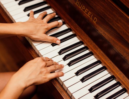 Klavier (Foto: Juan Pablo Serrano arenas, Pexels)